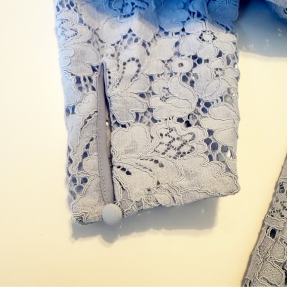Express Puff Sleeve Lace Pale Blue Top NWT - XS - Picture 8 of 16